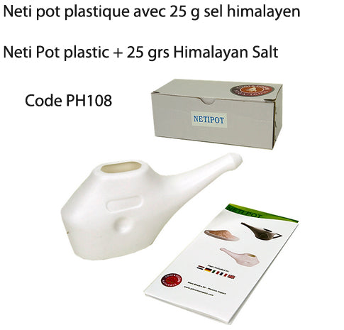 Le Neti Pot est un petit pichet de plastique à remplir avec de l'eau salée puis à vider dans les voies nasales pour les nettoyer. 1 modèle en céramique et 1 en P.v.c. Un lavage du sinus est recommandé pour hygiène quotidienne. Reconnu et efficasse !