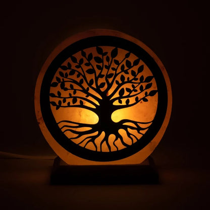 Lampe 'Arbre de vie' en sel rose de l'Himalaya. Crée une atmosphère de pièce pure et agréable. La lumière diffuse donne une lueur chaleureuse et une sensation harmonieuse.  ± 22x19x10/ 5 kgs