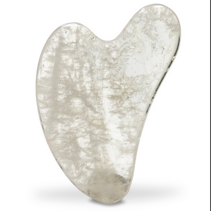 Gua Sha de 8x4,5 cm - 45/50 grammes. le Gua Sha permet d’exfolier la peau tout en douceur, en complément de nos rouleaux de massage facial.