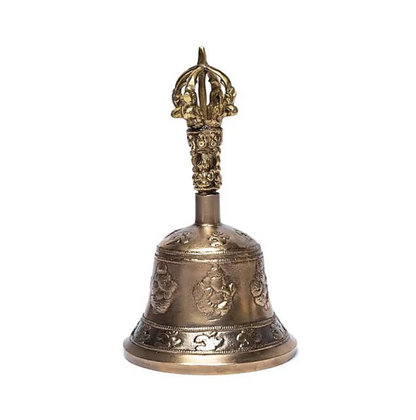 Cloche en bronze avec de belles gravures de Ganesh, du Om et autres beaux détails. 2 tailles au choix de 16 à 21 centimètres. Très belles qualités pour ces outils sacrés !