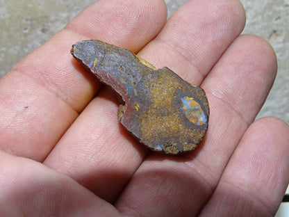 Opale Boulder d'Australie, spècimens au choix. L' opale est fascinante et envoutante ! Le must en matière de pierres, Parfait !