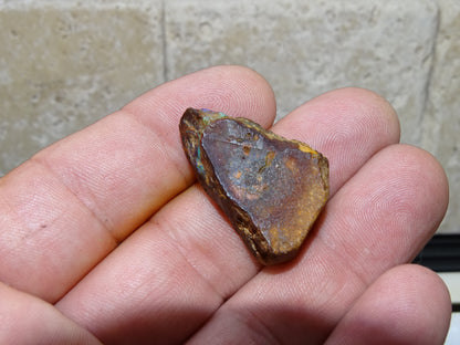 Opale Boulder d'Australie, spècimens au choix. L' opale est fascinante et envoutante ! Le must en matière de pierres, Parfait !