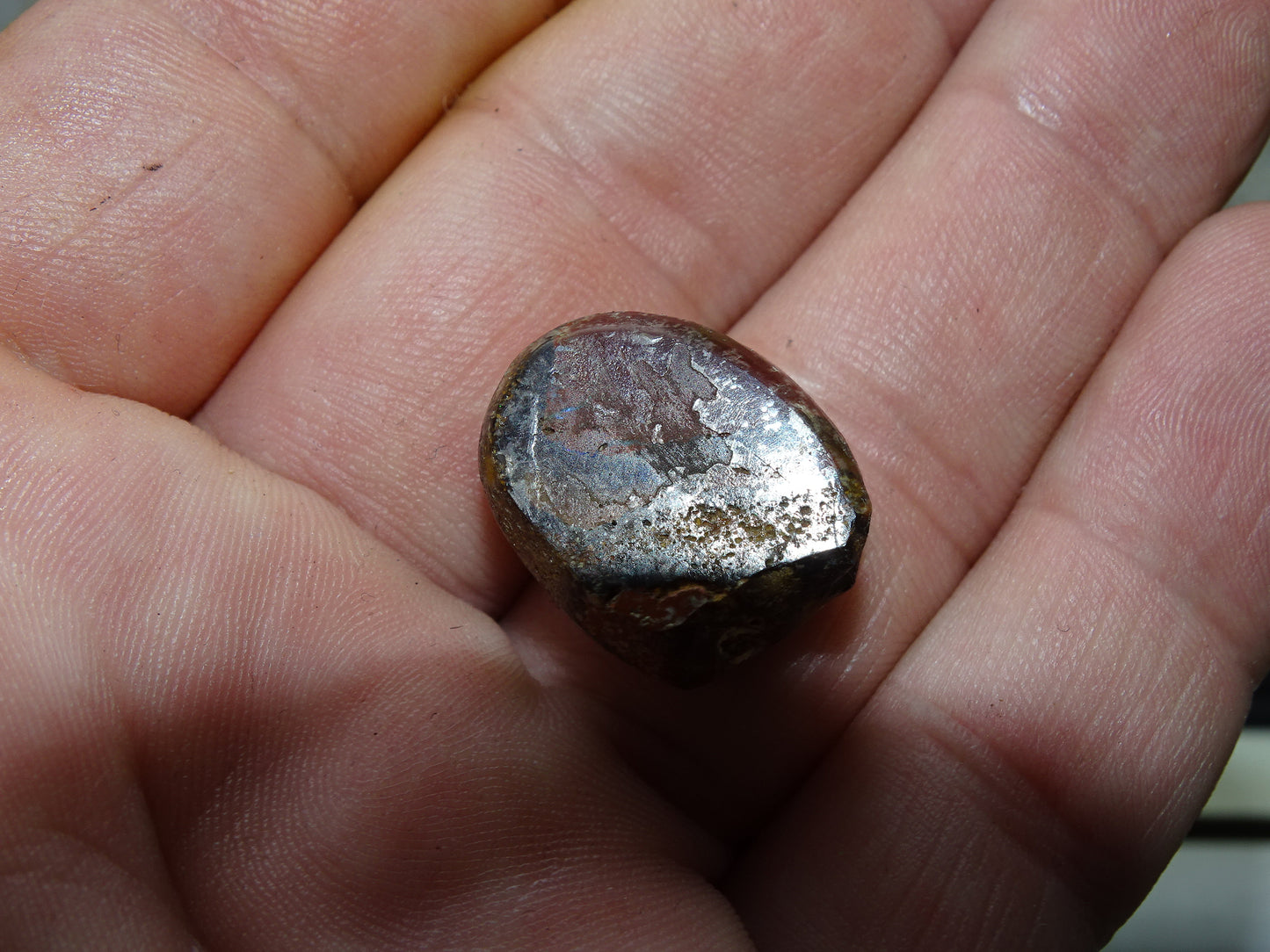 Opale Boulder d'Australie, spècimens au choix. L' opale est fascinante et envoutante ! Le must en matière de pierres, Parfait !