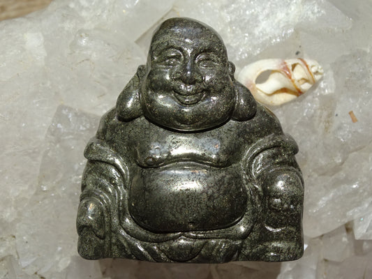 Bouddha Rieur en pyrite, fait main, taille de 50 millimètres de hauteur x 45 x 26 - très belle petite pièce d'une pierre quasi indestructible !