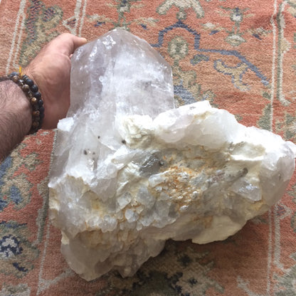 Rare ! Quartz/ Cristal de roche géant de 14,3 kilogrammes venant de l'Himalaya, côté Pakistan. Magnifique spécimen, impressionnant et très puissant!