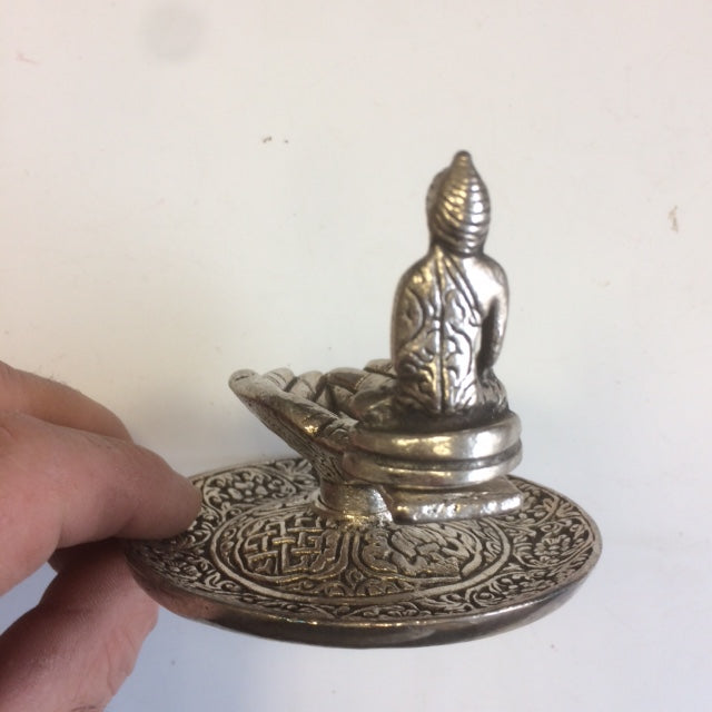 Porte-encens pour brûler des bâtons d'encens minces de 9x4 cm - 75 grammes. Avec un Bouddha et deux mains offrant qui recueillent les cendres. Sculptures détaillées !