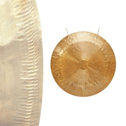 Sélection de Gong, 2 familles au choix : 'Chao Gong' de Ø 30 à 90 cm et 'Wind Gong' de Ø 30 à 80 cm. Vendu avec maillet, parfait !