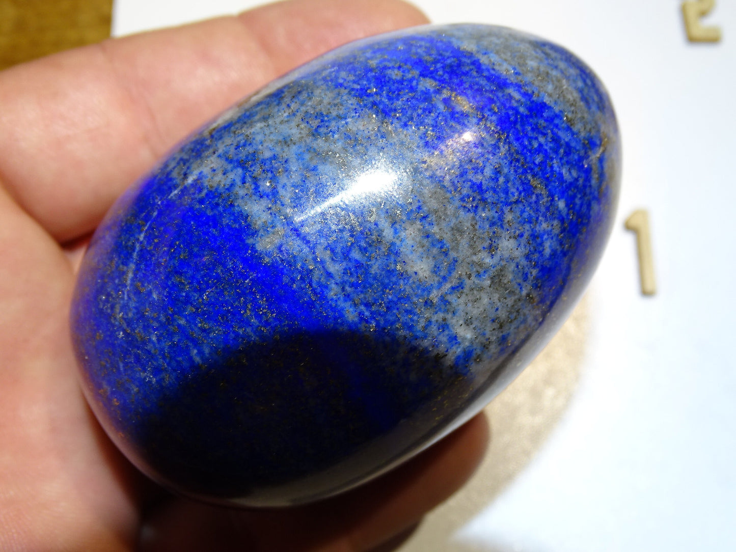 Sélection d'oeuf en lapis lazuli, de grammes,  4,3 à 7,5 centimètres de diamètre. Très belle qualité, parfait pour la lithothérapie, collection, exposition... !