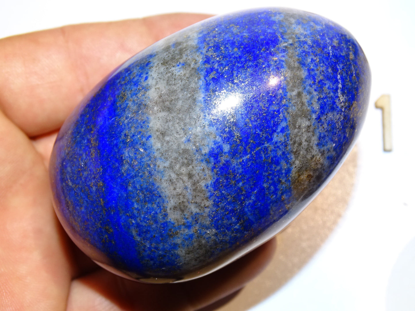 Sélection d'oeuf en lapis lazuli, de grammes,  4,3 à 7,5 centimètres de diamètre. Très belle qualité, parfait pour la lithothérapie, collection, exposition... !