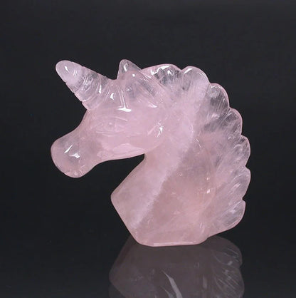 Sélection de licorne en pierres, au choix : Quartz cristal/ quartz rose/ lapis lazuli. De 45 mm de haut x 45 x 15 / 38 grammes. Trés belle finitions, superbes pièces !