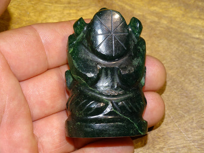 Ganesh en jadeite, fait main ! taille de 60 millimètres de hauteur x 37 x 21 - Superbe pièce d'une divinité Hindouiste !