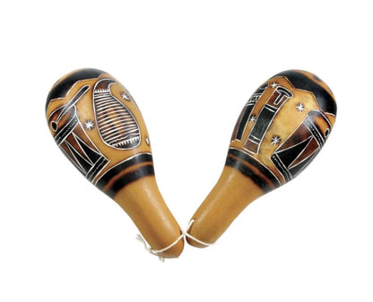 Sélection de divers modèles au choix de maracas, hochet ou shaker, fait en bois, potiron et osier... Parfait pour vos projets sonores de danses ou pour des cadeaux originaux !